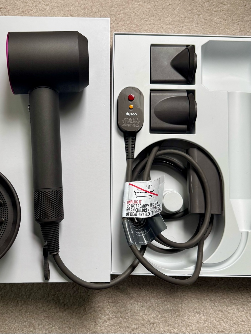 Dyson Supersonic HD01 Iron/Fuchsia with Box & 3 Attachments - Picture 8 of 12